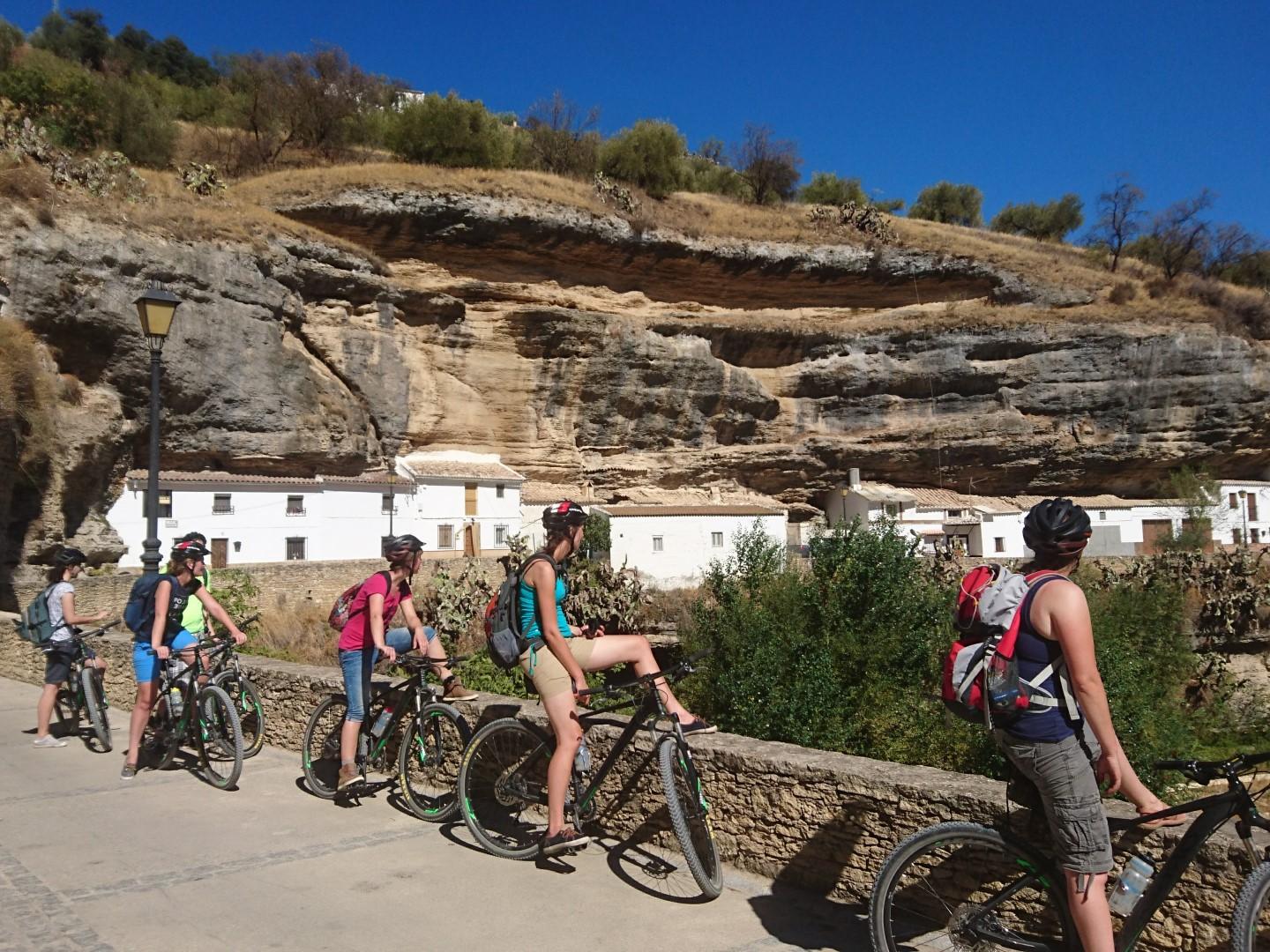 biking-tour-company-4